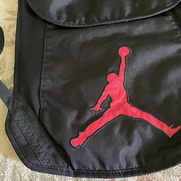 Jordan Drawstring Backpack - Picture 2 of 9